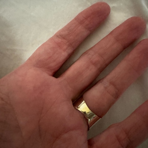 Vintage Wide Band Pearl Statement Ring - Picture 2 of 6